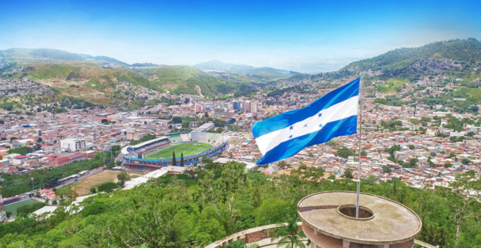 ¿Cuáles son los requisitos para volar a Honduras?
